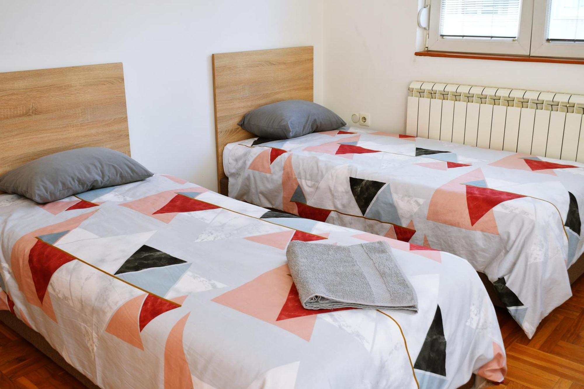 Guest House Sani Скопье Экстерьер фото