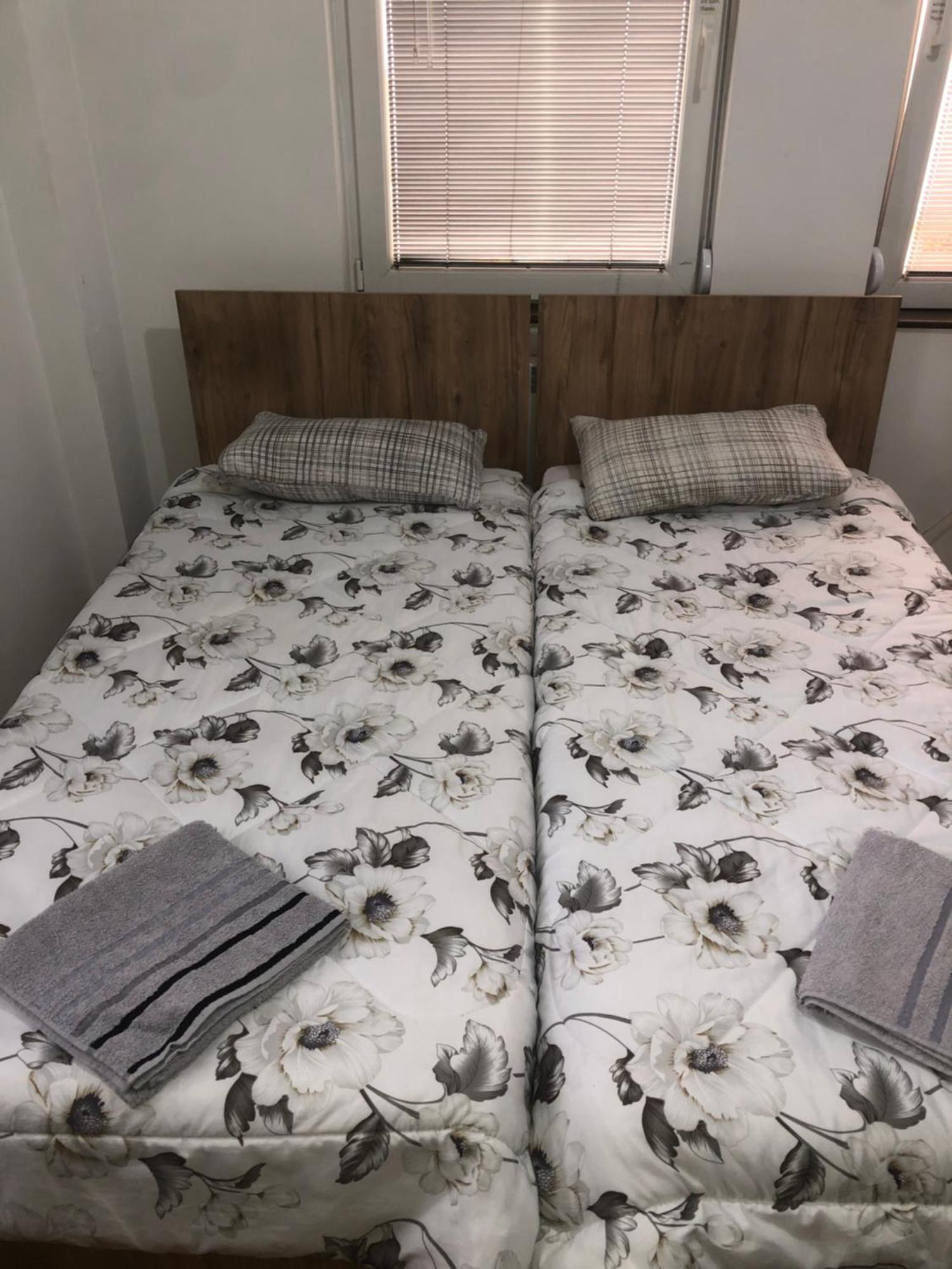 Guest House Sani Скопье Экстерьер фото